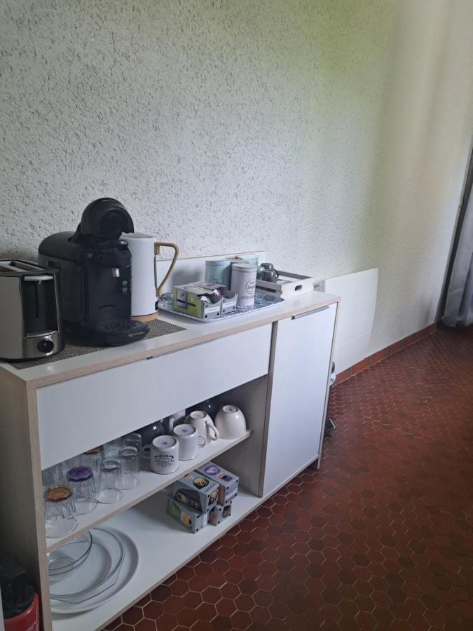 Studio Avec Jardin A 5 Min Du Parc Walibi Roquefort  Exteriör bild