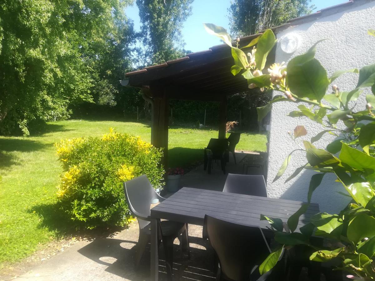 Studio Avec Jardin A 5 Min Du Parc Walibi Roquefort  Exteriör bild